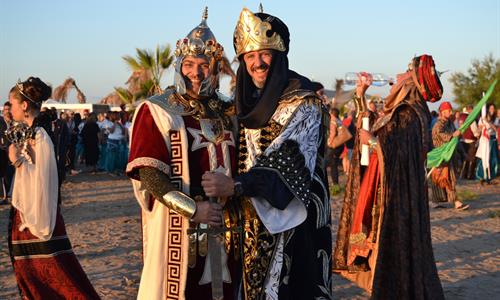 /Esp/Cosas_que_hacer/Fiestas/PublishingImages/Moros y Cristianos en honor a San Roque/7.jpg